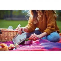 Duże pudełko śniadaniowe ze stali nierdzewnej Black+Blum