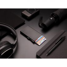 Etui na karty kredytowe, ochrona RFID