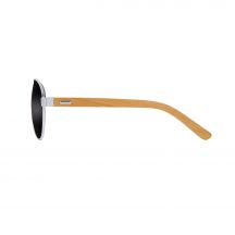 Okulary przeciwsłoneczne, etui z mikrofibry w komplecie