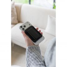 Etui na karty kredytowe BrandCharger Wally Stand Pro